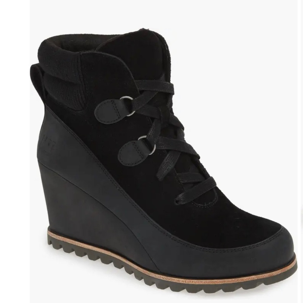 Ugg V Kriston Waterproof Black Wedge Booties Size 7 EUC